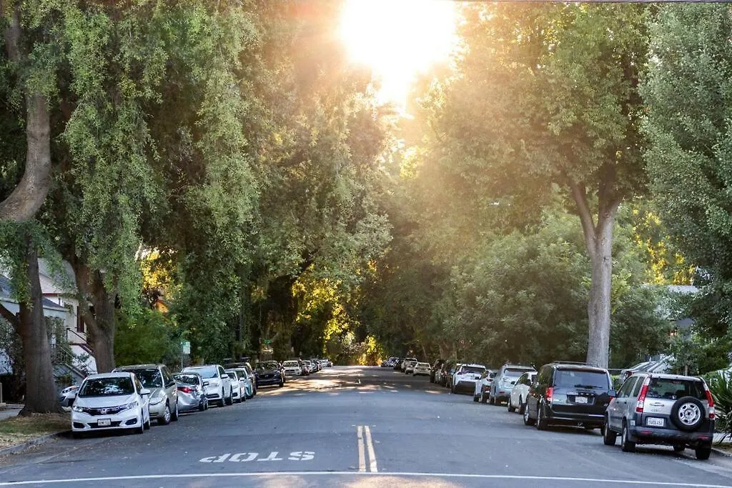 Villa Luxurious Brownstone Retreat - Walk To Dt/Golden1 Sacramento Stati Uniti