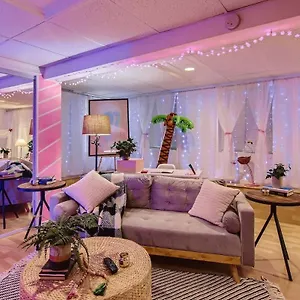 Apartment Barbie's Dream In The, Sacramento