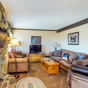 https://mammoth-ski-racquet-club-131.mammothlakeshotels.org