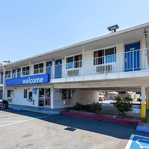 3* Hotel 6 Sacramento, Ca - Downtown